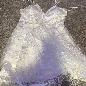 lulus white dress- ajustable staps